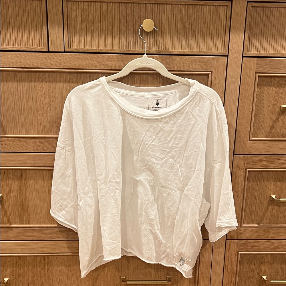 Free People movement holy Grail white T-shirt you’ll live in this! size xl